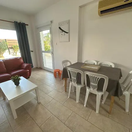 Sidra's * Παραλίμνι